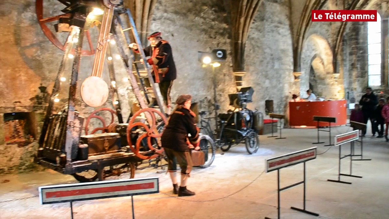 Paimpol. La Mékanibulle emballe l'abbaye de Beauport