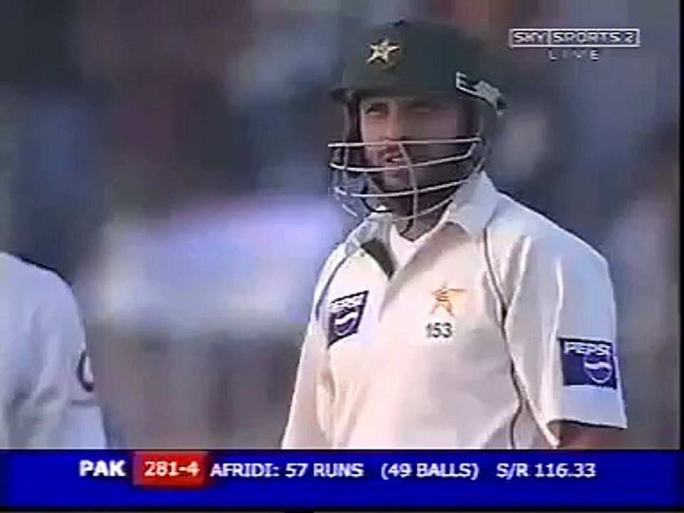 Afridi LONGEST & HUGE SIX everr Pakistan VS England