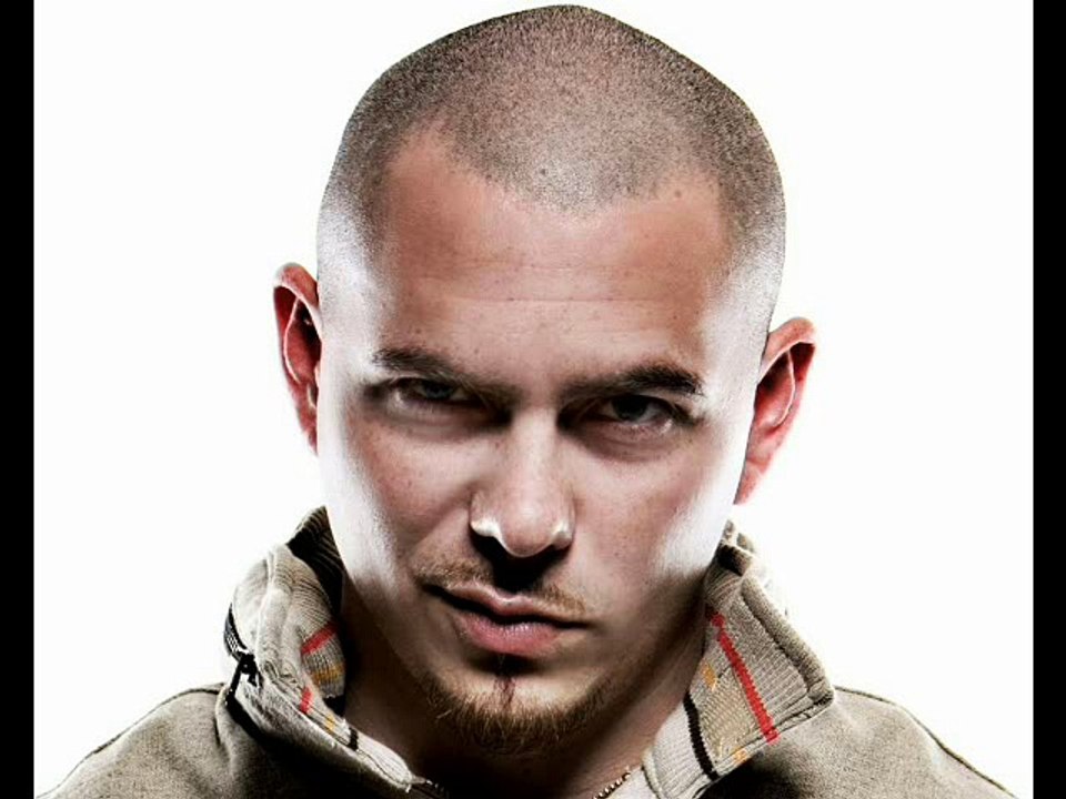 Pitbull - Hotel Room Service Karaoke