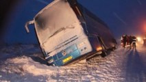 Blizzard pummels Romania, causes transport chaos