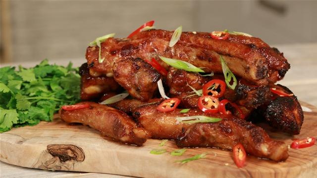 Blue Dragon Sweet Chilli Sauce: Sticky Pork Ribs