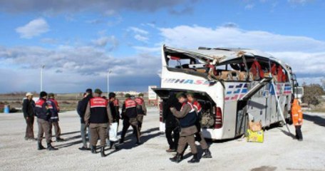 Otobüs Şarampole Uçtu: 1 Ölü, 29 Yaralı