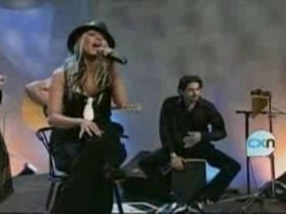 Christina Aguilera - COOB Acoustic live