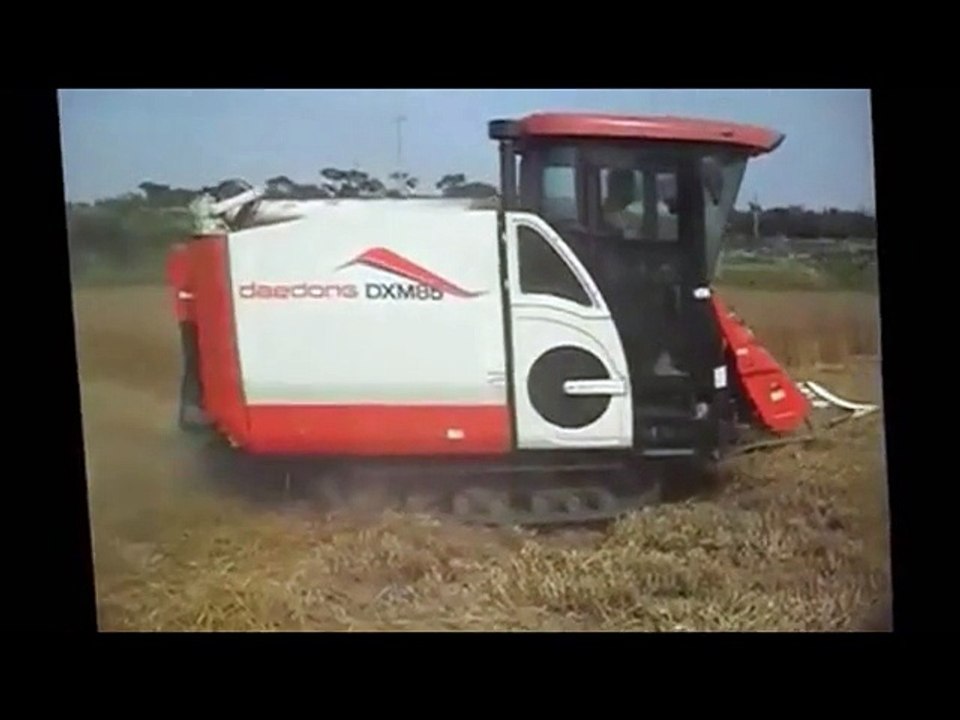DXM85G گوجرانوالہ میں پہلی بار Combine Harvester 농업 기계