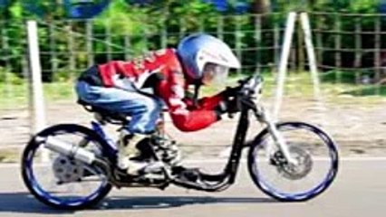 Video MOdifikasi Balap Drag Mio 200CC Super Kencang