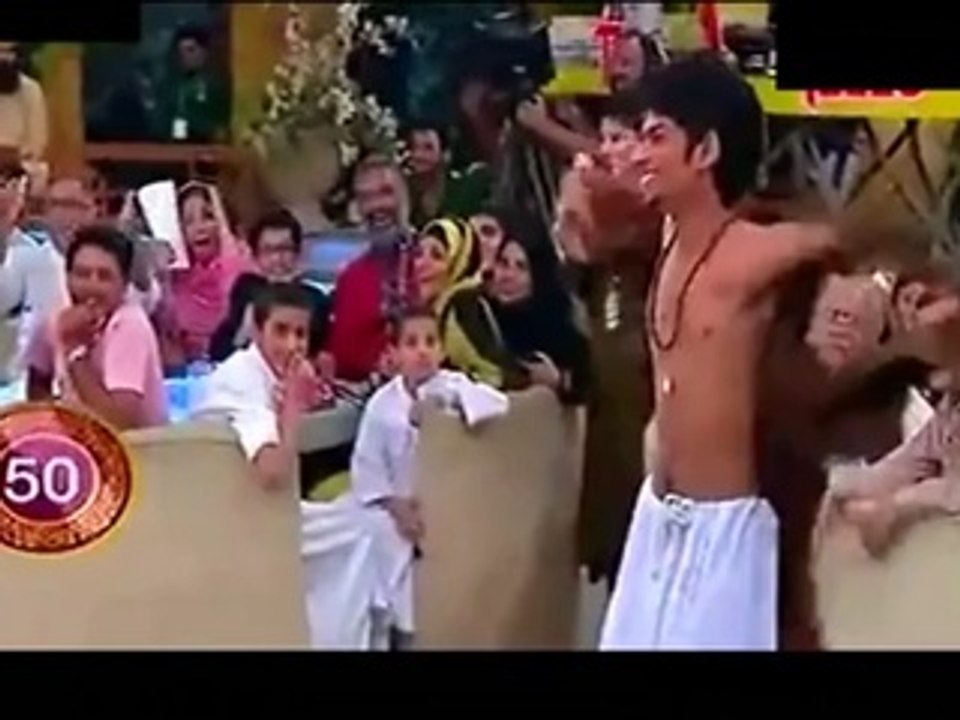 Guy Blasted On Aamir Liaquat's Over Junaid Jamshed's Incident