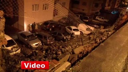 İstinat Duvarı 8 Aracın Üzerine Yıkıldı