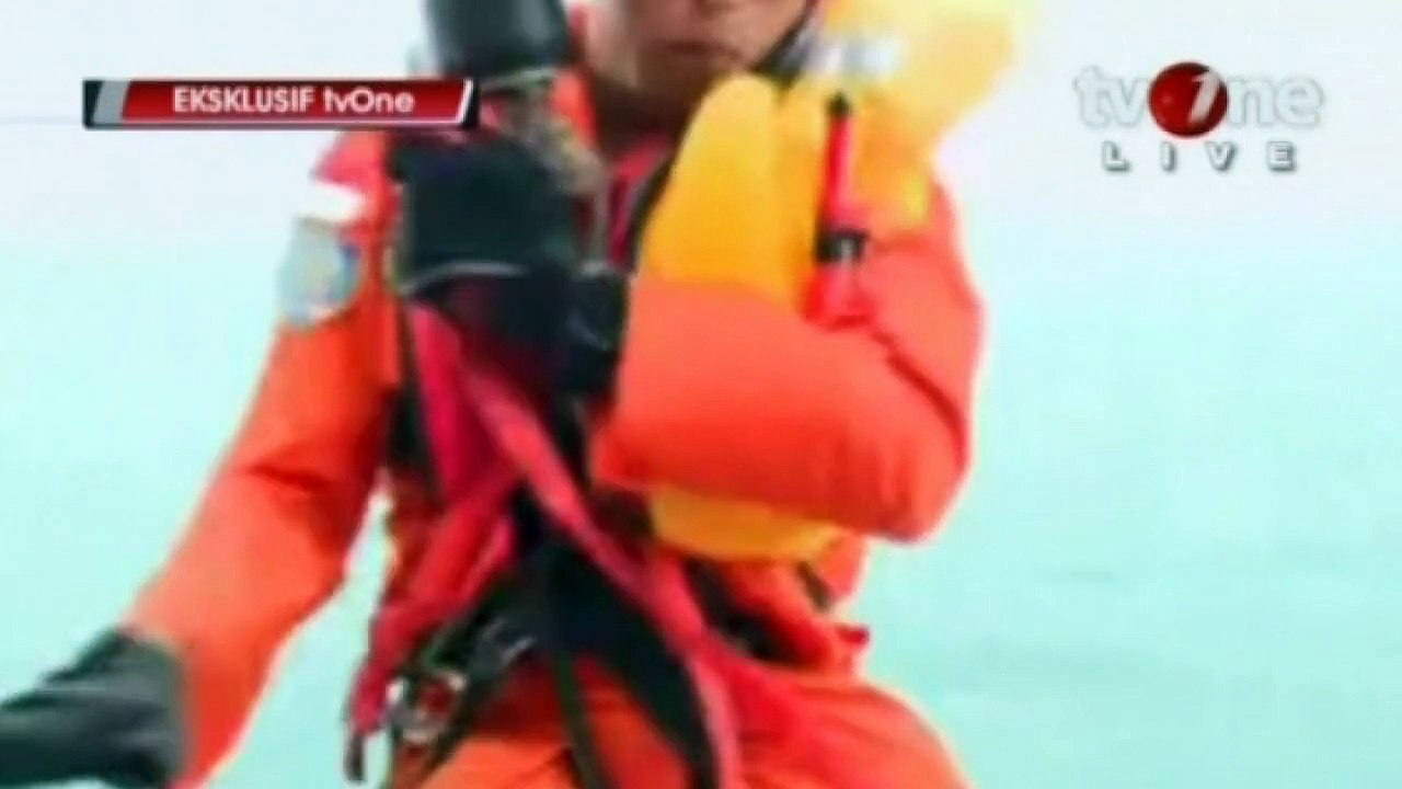 Officials confirm debris and bodies are from missing plane