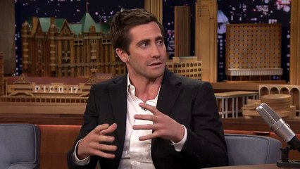 Jake Gyllenhaal Critiques His Sister's Performances