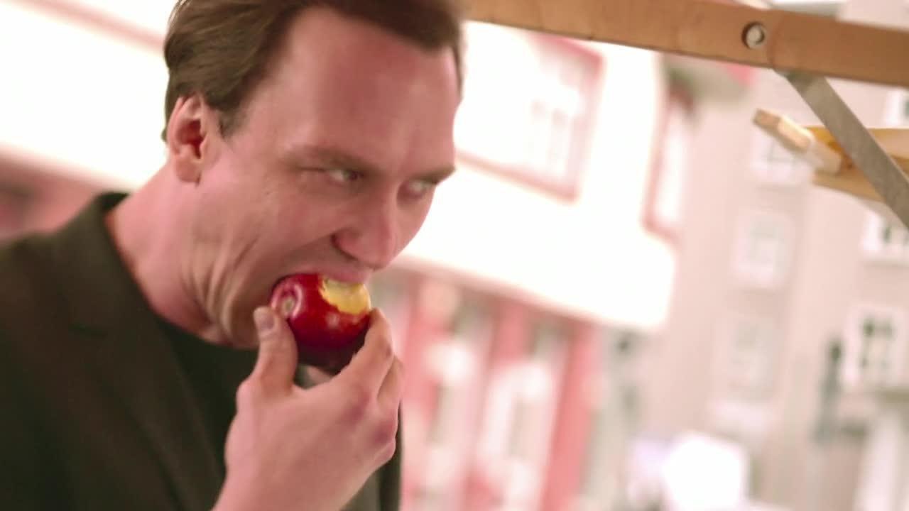 Dora oder die sexuellen Neurosen unserer Eltern - Trailer (Deutsch) HD