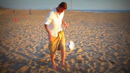 Amazing Video - DAVID BECKHAM kicks 3 Balls into trash cans...
