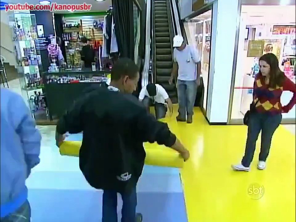 Funny magic floor prank