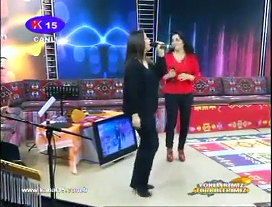 Ümran Özdemir   Arzu Gök @ Potpori türküler