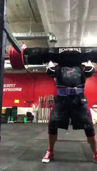 Robert Oberst smashes a 450 log and challenges Eddie Hall