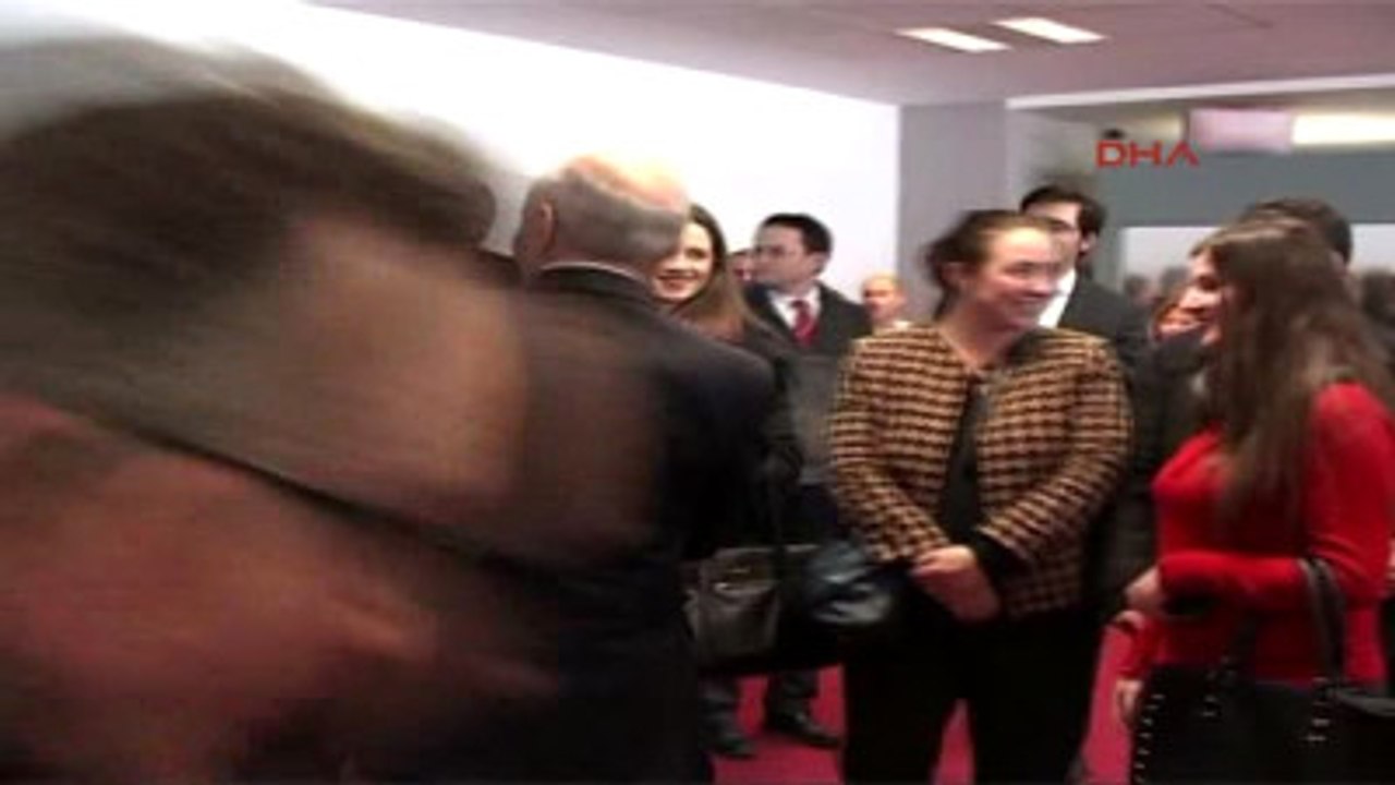 Kosova Başbakanı, Basın Mensuplarını Kabul Etti