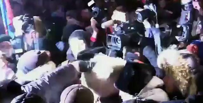 Сход на Манежной площади Москвы