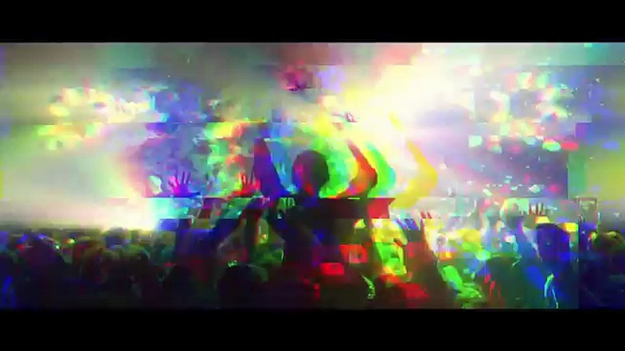 Borgeous Ft. DJ Whoo Kid, Waka Flocka Flame & Wiz Khalifa - Toast (Official Video)