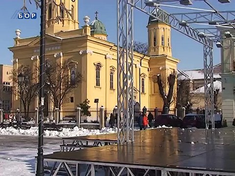 Doček Nove godine na gradskom trgu u Negotinu, 30. decembar 2014. (RTV Bor)