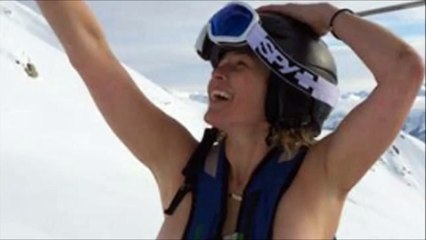 Chelsea Handler posts yet another topless photo on Instagram