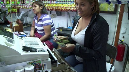 Venezuela entra em recessão e tem inflação anual de 63,6%