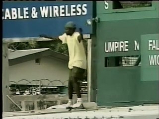 Courtney Walsh's Greatest Innings 🏏