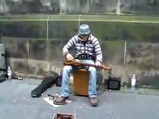 Gary Munro one man band.