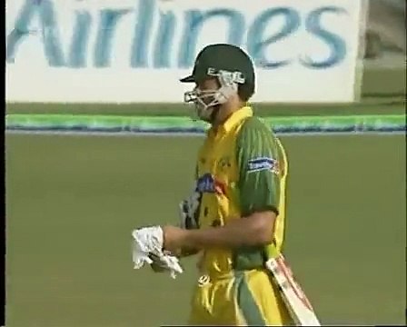 Amazing sportsmanship in cricket Attapatu recalls Symonds to the wicket