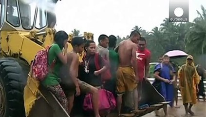 عشرات القتلى بسبب عاصفة تضرب الفيلبين وماليزيا