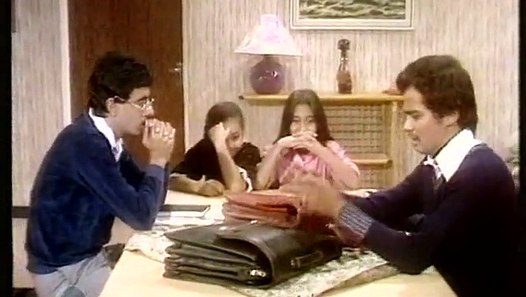 مسلسل الى ابي وامي مع التحية كامل