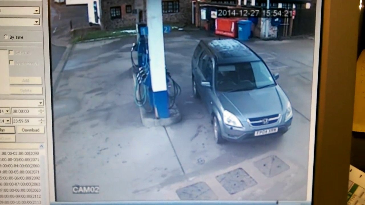 (121) Its So Annoying When Your Petrol Cap Keeps Switching Sides