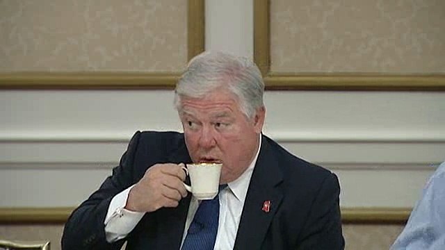 Gov. Barbour: No 'Conspiracy' Behind Obama Muslim Rumors