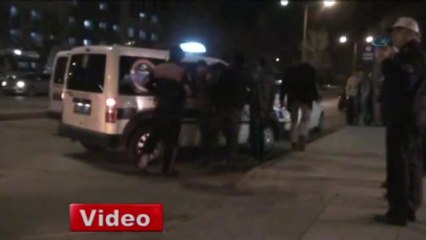 Karşıt Görüşlü Grupların Hesaplaşmasına Polis Müdahalesi