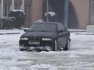 bmw neige