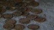 Calvados: un maçon découvre des pièces d'or dans les fondations de la mairie