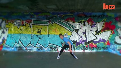 The Keepy Uppy King  World s Best Football Freestyler