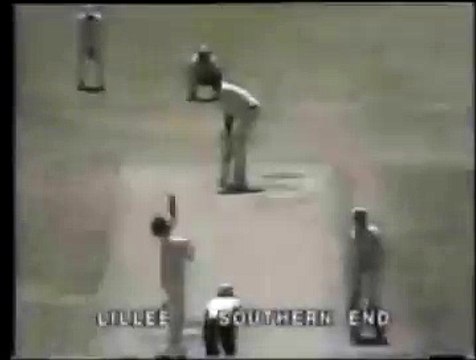 Denis Lillee Bounces OUT JOEL GARNER in World Series Cricket 1977