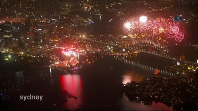 Avustralya yeni yıla merhaba dedi