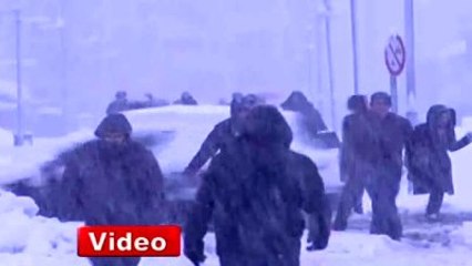 Bolu'da Kar Yağışı Hayatı Felç Etti
