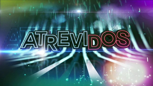 Atrevidos: Julíán te desea un, ¡Feliz Año!