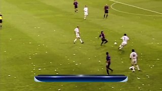 01.05.2002 Real Madrid CF v FC Barcelona - Raúl González