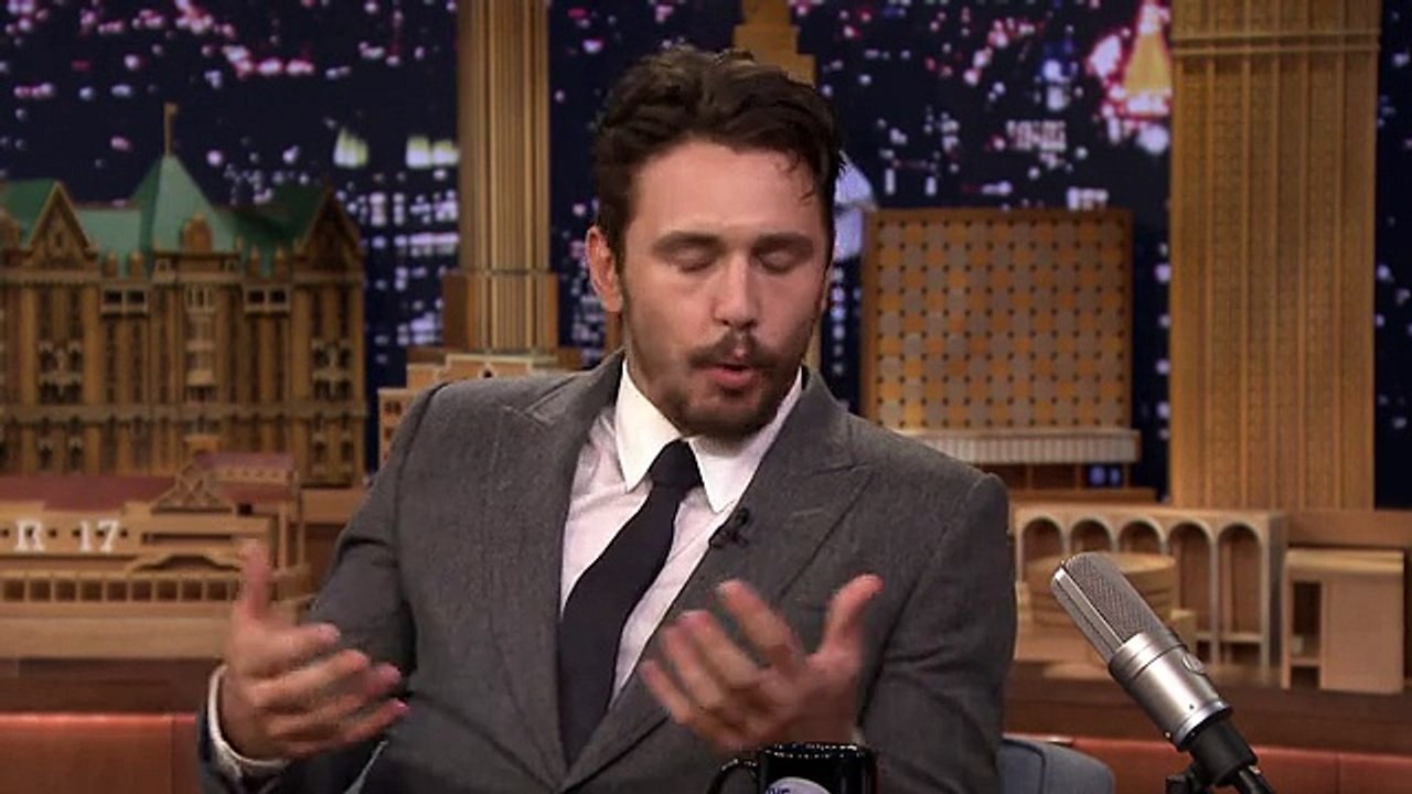 James Franco Gives a Fan Selfie Tutorial