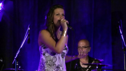 Lucy | Je Suis Un Homme (Zazie) Festivali's Saint Zacharie Juillet 2014