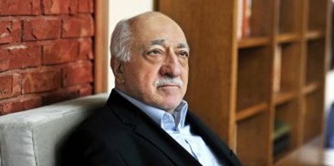 Fethullah Gülen, Galatasaray Başkanı Yarsuvat'a Dava Açtı