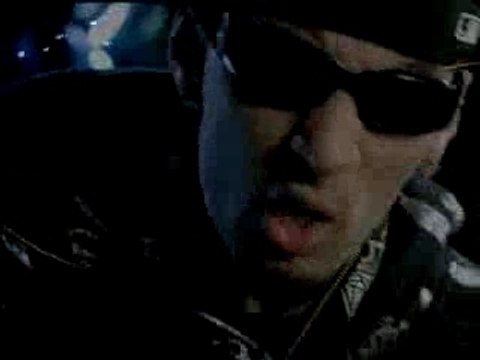 Booba Feat La Fouine - Reste En Chien