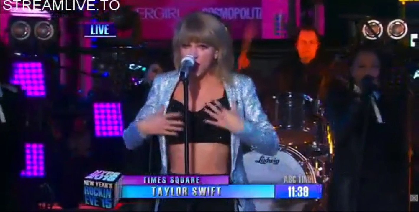 Taylor Swift Times Square