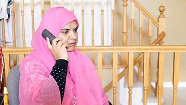 ZaidAliT - Brown parents on the phone