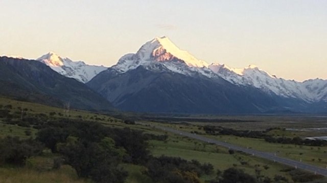 Missing climbers feared dead in NZ