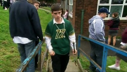 Extrait du 01x01 de Waterloo Road