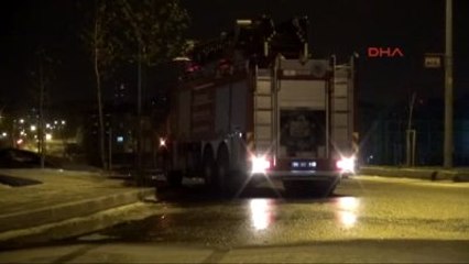 Çorlu?da Fırtına Çatı Uçurdu