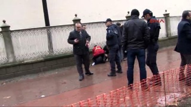 Dolmabahçe Sarayı Önünde Hareketli Dakikalar 2